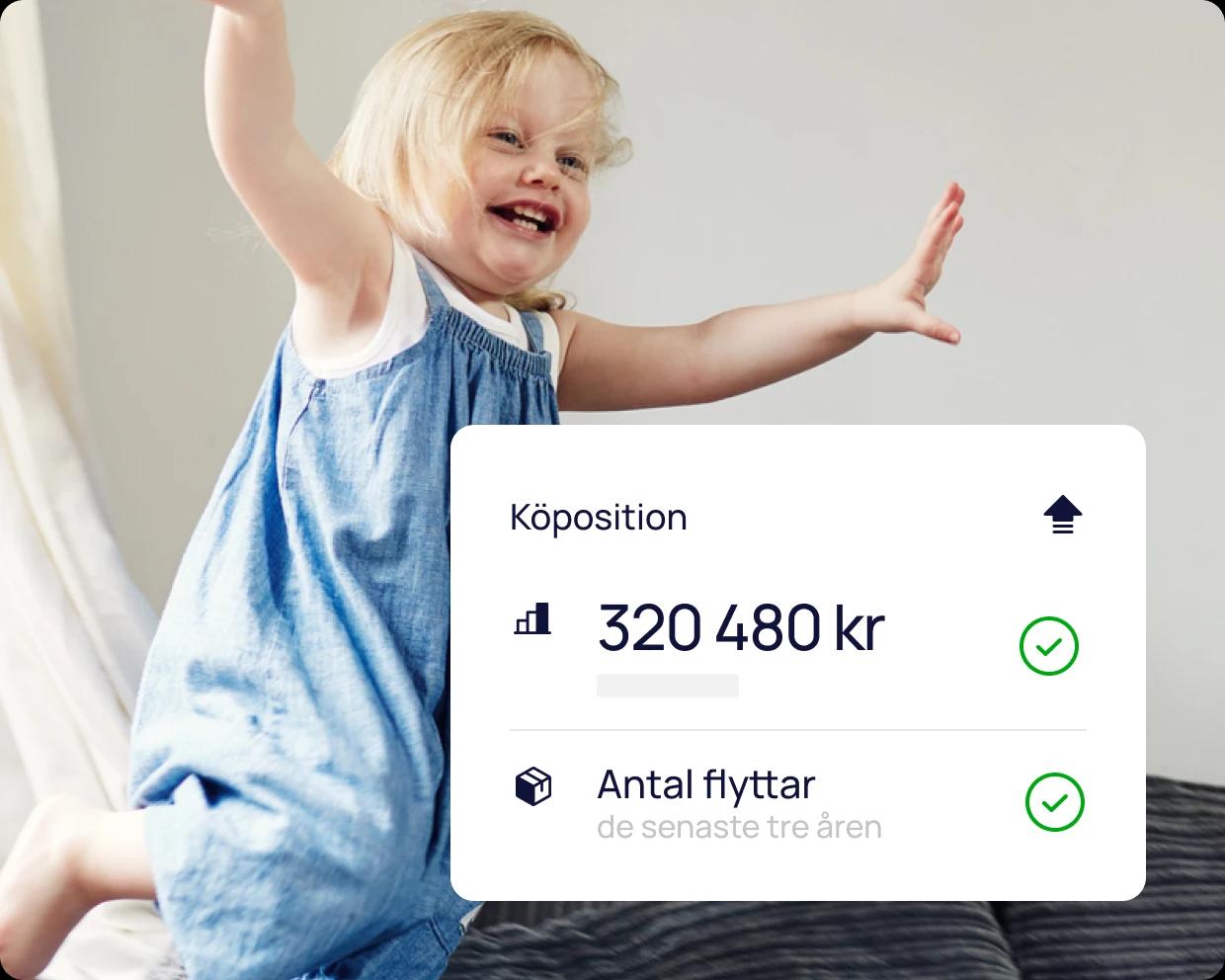 Ett fotografi av en skrattande flicka i hemmiljö, ovanför bilden är en representation av hur funktionen Chanskoll fungerar när det gäller att matcha den sökandes profil mot hyresvärdens uthyrningskrav.